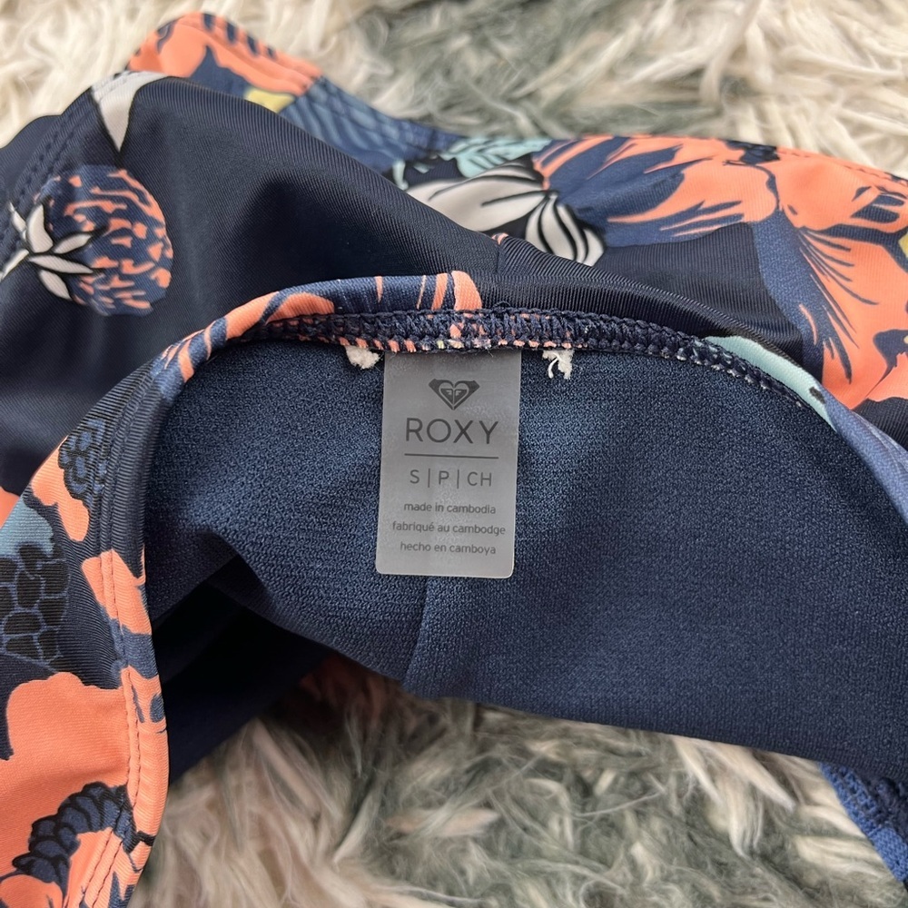 Roxy Women’s Blue Floral Bikini Bottom Size Small - Picture 8 of 8